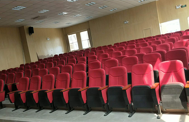 学校礼堂好色先生污软件